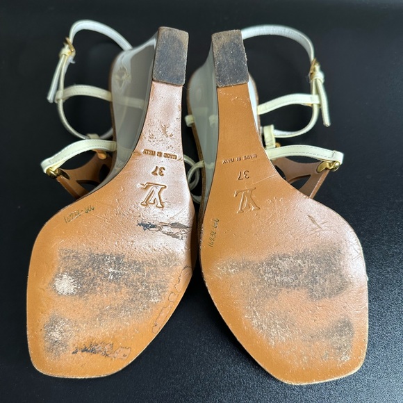 Louis Vuitton wedge heel sandals.  Slight wear on bottom of sandals. Size 7 (37) - Picture 6 of 13